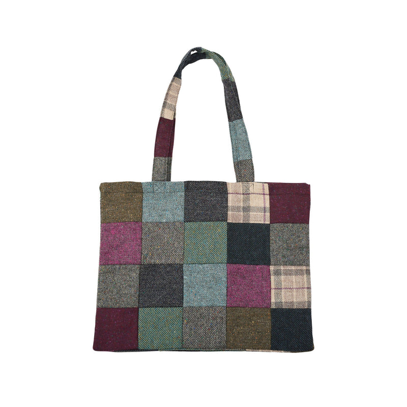 products/Tote_Tweed_Check_Large_.1_3b51c891-63e7-4a84-a0be-0af6b34a7eb9.jpg